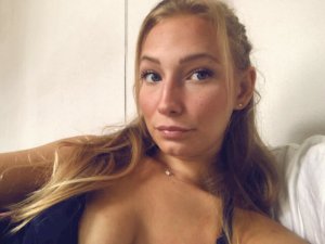 Amora's Sexcam