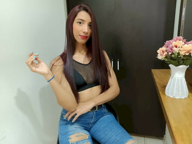AdaraMiller's profile - Image n°0