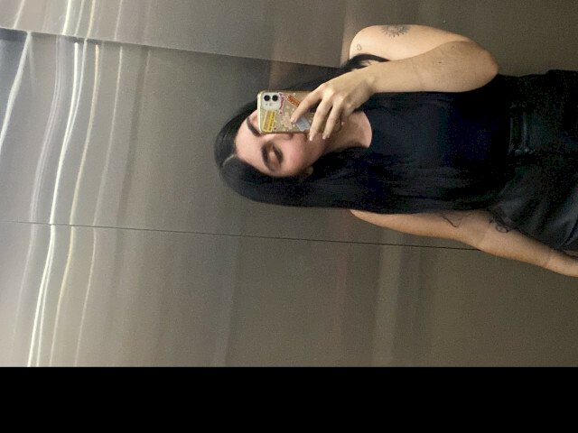 AliahRossi's profile - Image n°4