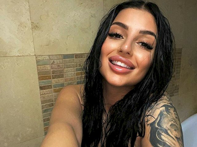 AngelinaYves's profiel - Afbeelding n°7