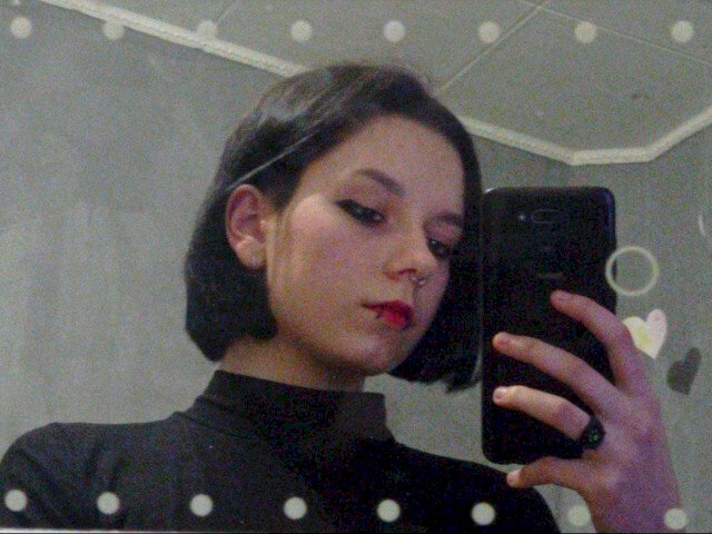 AngelaKnopa's profile - Image n°2