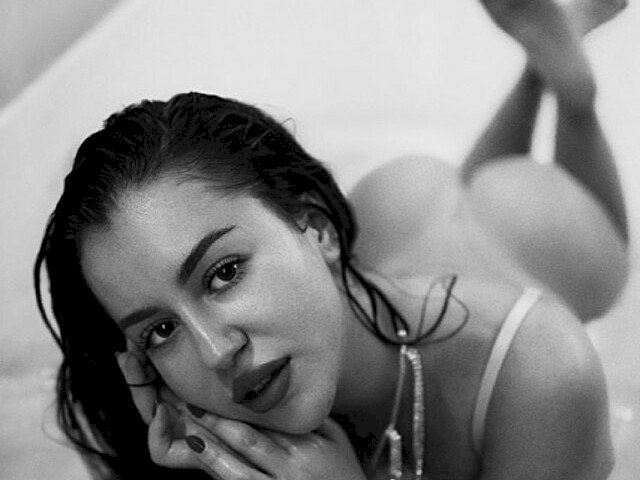 AmberLovely's profile - Image n°2