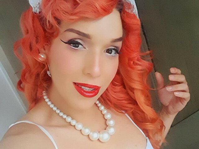 AlanisOtein's profile - Image n°1