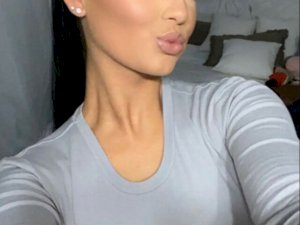 Alexahotvbs1's Sexcam