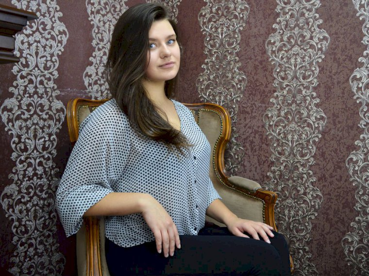 BarbaraHeeley's profile - Image n°0