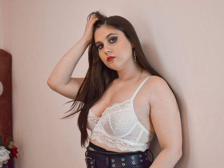 BellaGill's profile - Image n°0