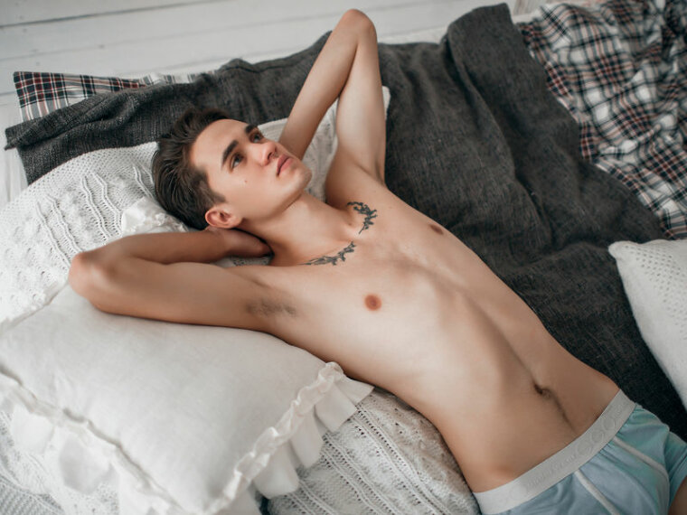 BenBrooklyn's profile - Image n°0