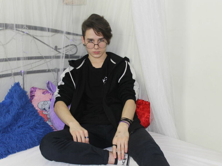 BernardLars's profile - Image n°0