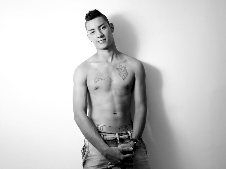 BIG11INCHLATIN's profile - Image n°1