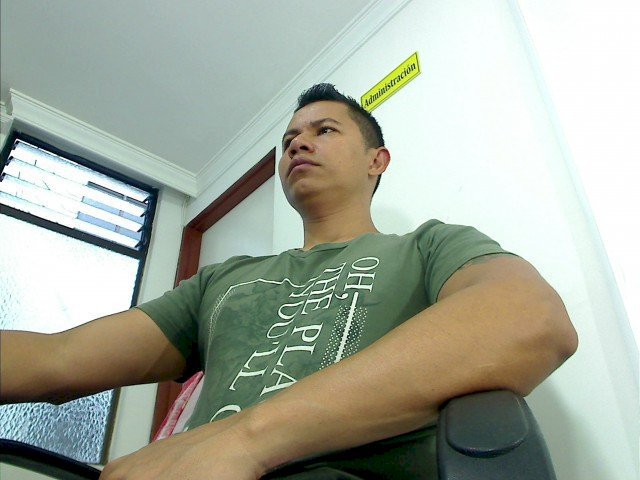 bigcockx1x's profile - Image n°2