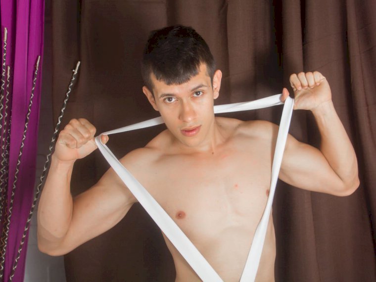 BillyHarrison's profile - Image n°0