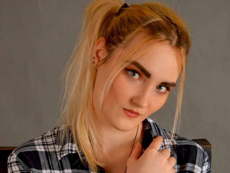 BlindingPleasur's profile - Image n°0