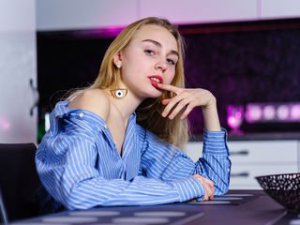 BlondeDarling's Sexcam