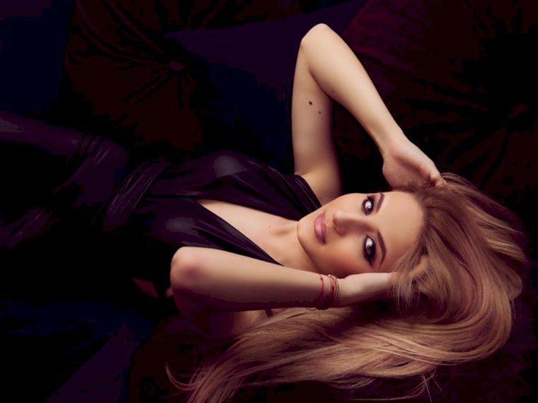 BlondeEricka's profile - Image n°0