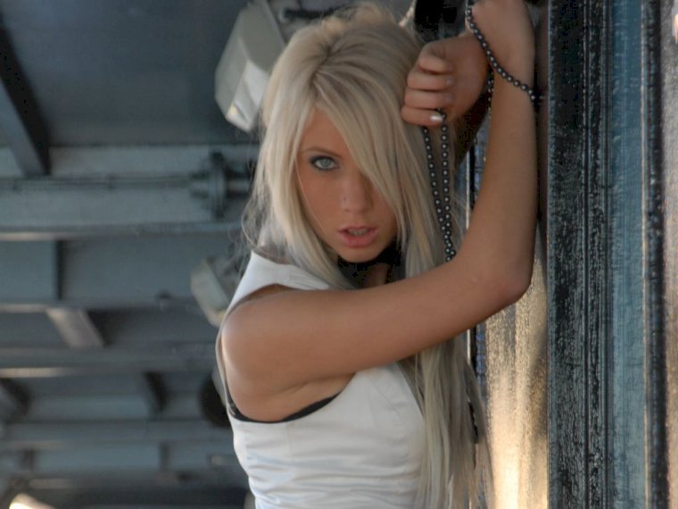 BlondieArryana's profile - Image n°0
