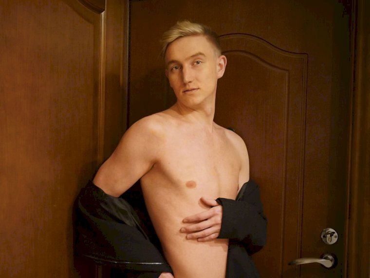 BlondyNick's profile - Image n°1