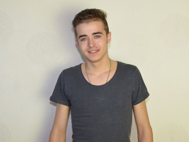 BlueEyesERIK's profile - Image n°0