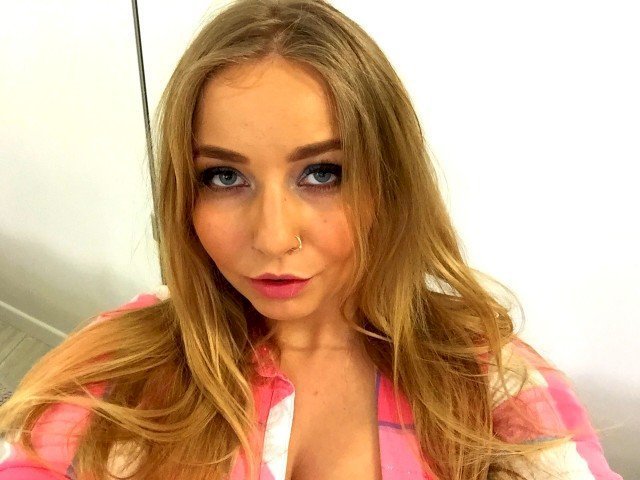 BlueJanet's profile - Image n°1