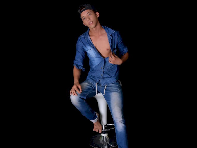 boyslimhugepenis's profile - Image n°1