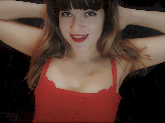 BrandiMoon's profile - Image n°2