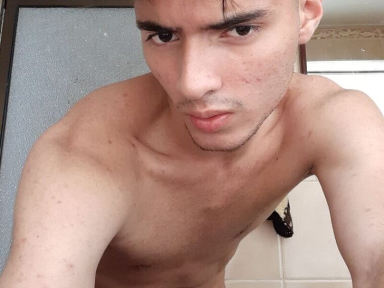 BreinerTorres's profile - Image n°0