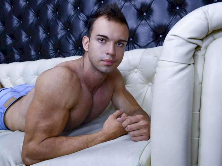 BRETMANN's profile - Image n°0