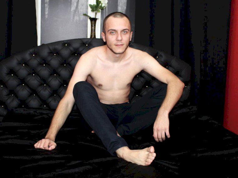 BrockWoods's profile - Image n°0