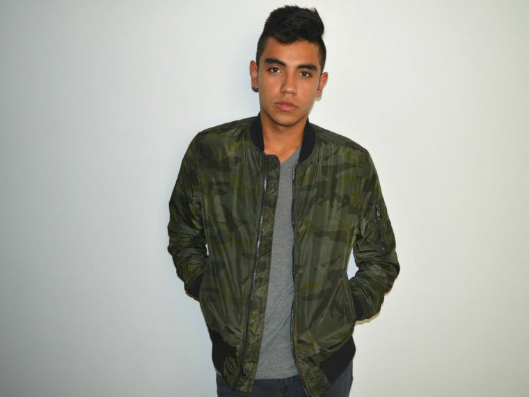 brownguylatin's profile - Image n°0