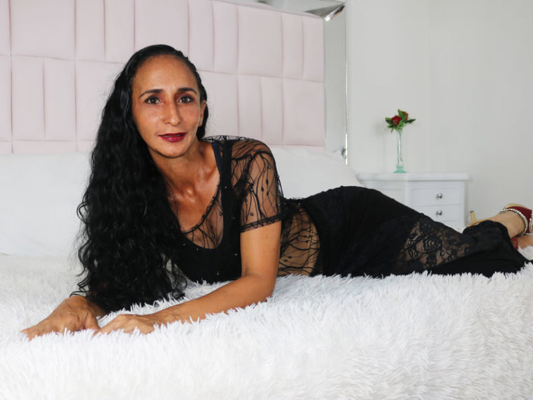 BrunaLopez's profile - Image n°0