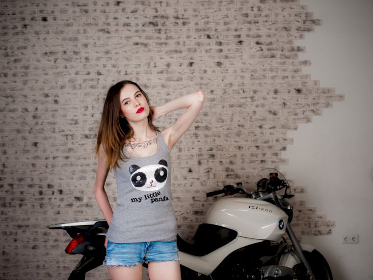 BrunetteValery's profile - Image n°1