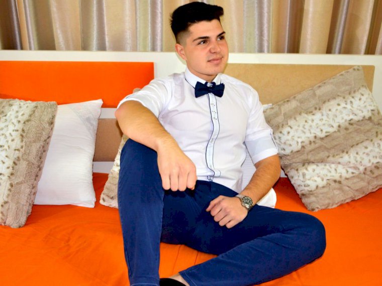 BryanStud's profile - Image n°0