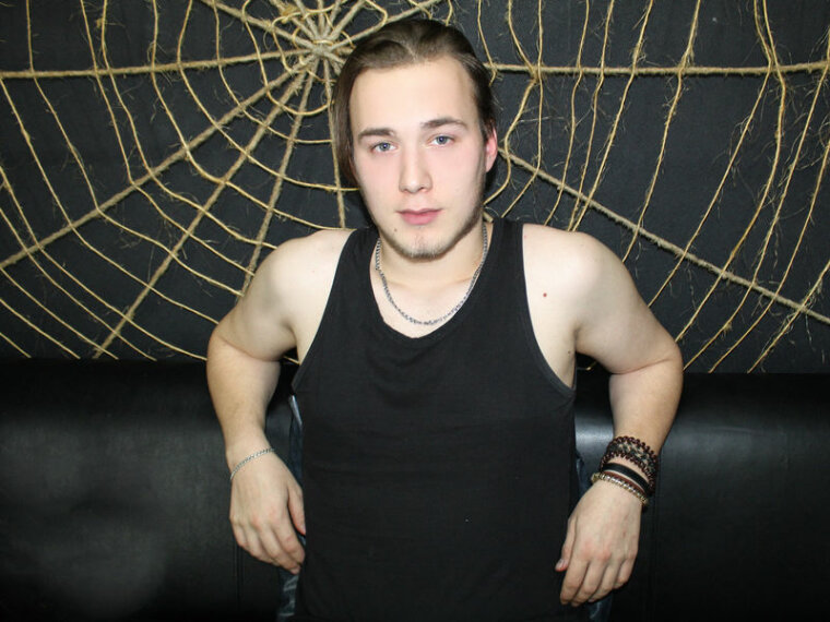 BuckManly's profile - Image n°0