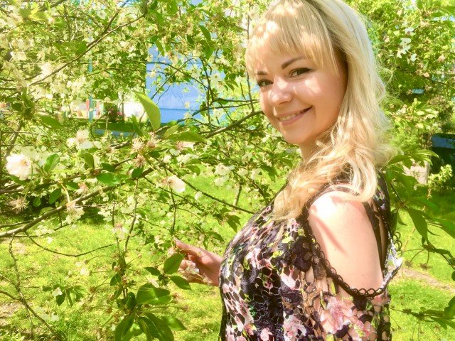 BlondyLola's profile - Image n°3