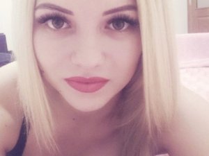 BlondeWow's Sexcam