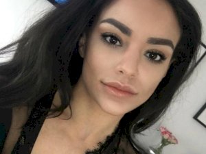 BritishLara's Sexcam