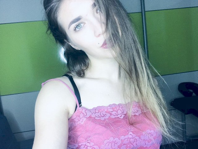 BellaHONEY's profile - Image n°4