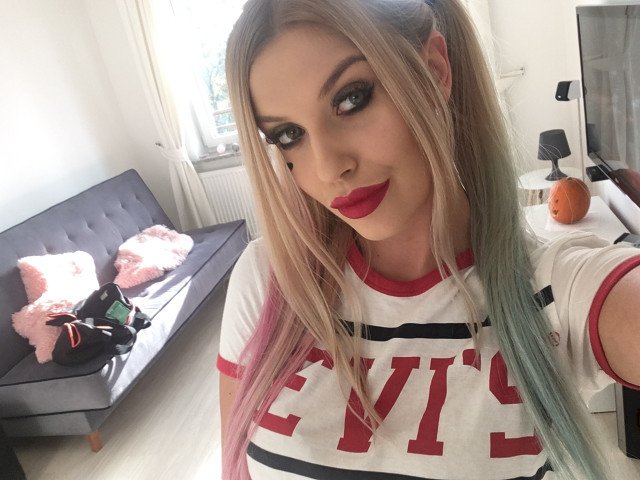 BlondeChloe's Profil - Bild n°5