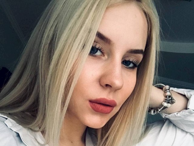 Blonde4Love's profile - Image n°0
