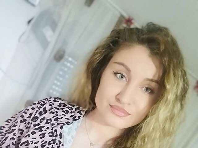 betty1722's profile - Image n°1