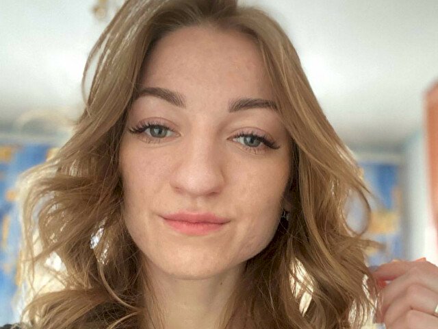 BlondyVita's profile - Image n°3
