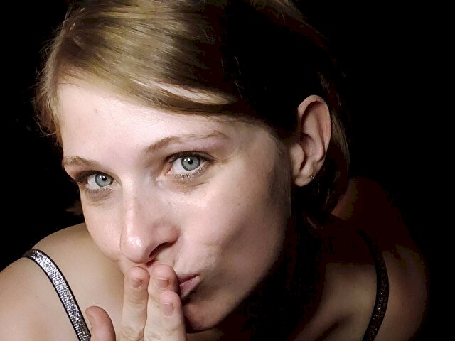 Btygrl00's profile - Image n°1