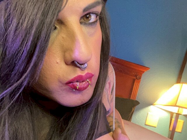 Blakely's profile - Image n°1