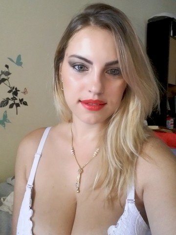 bustysilvia's profile - Image n°4