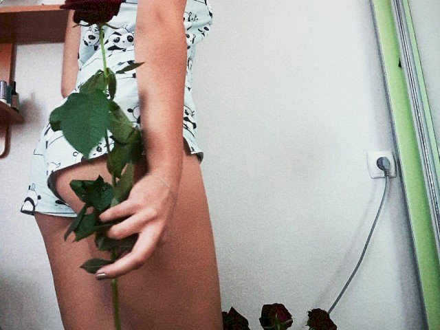 CuteBlonde's profile - Image n°4