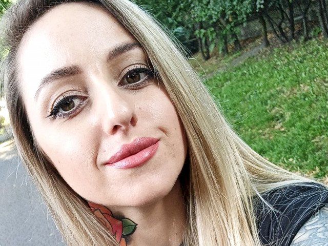 CoralieSEXY's profile - Image n°40