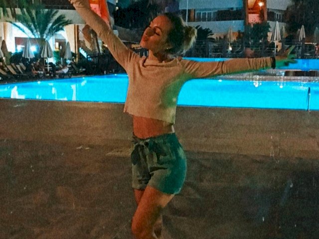 CoralieSEXY's profile - Image n°44