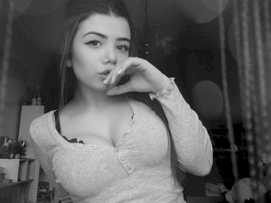 Crazywhiteg's Sexcam