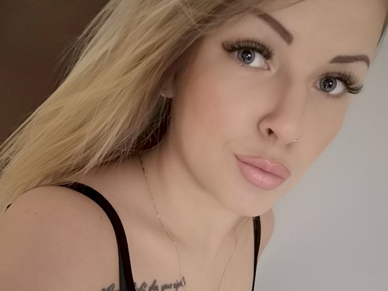 CynthiaKitty's profile - Image n°2