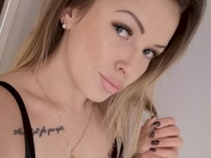 CynthiaKitty's Sexcam