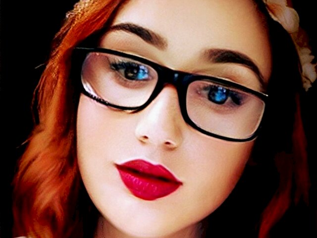 ClaraLaBruja's profile - Image n°0